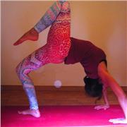 Professeur de Yoga (Hatha yoga, yoga intégral, ou yoga traditionnel)